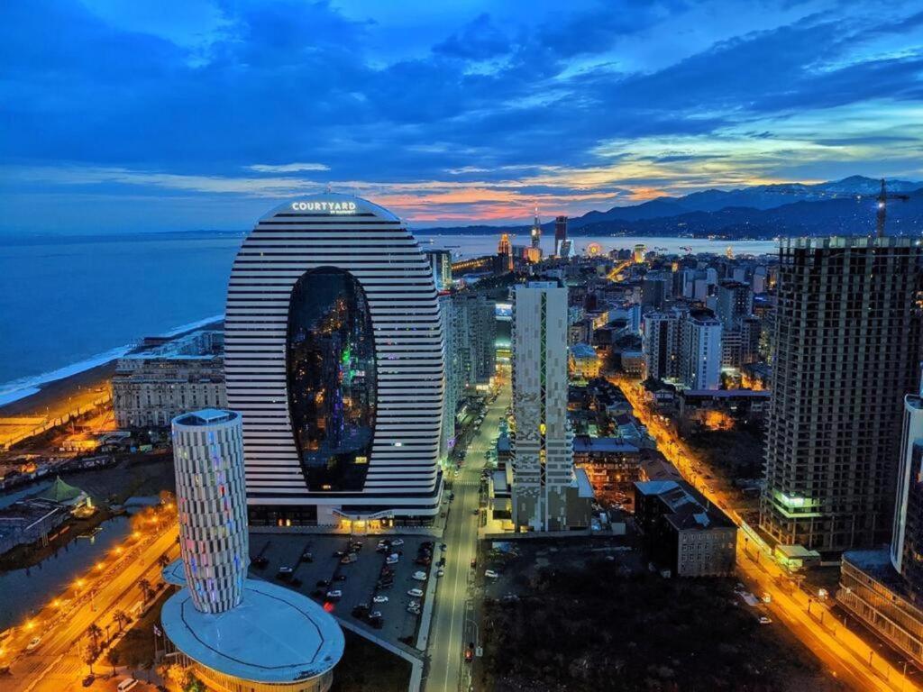 Orbi City In Batumi 巴统 外观 照片