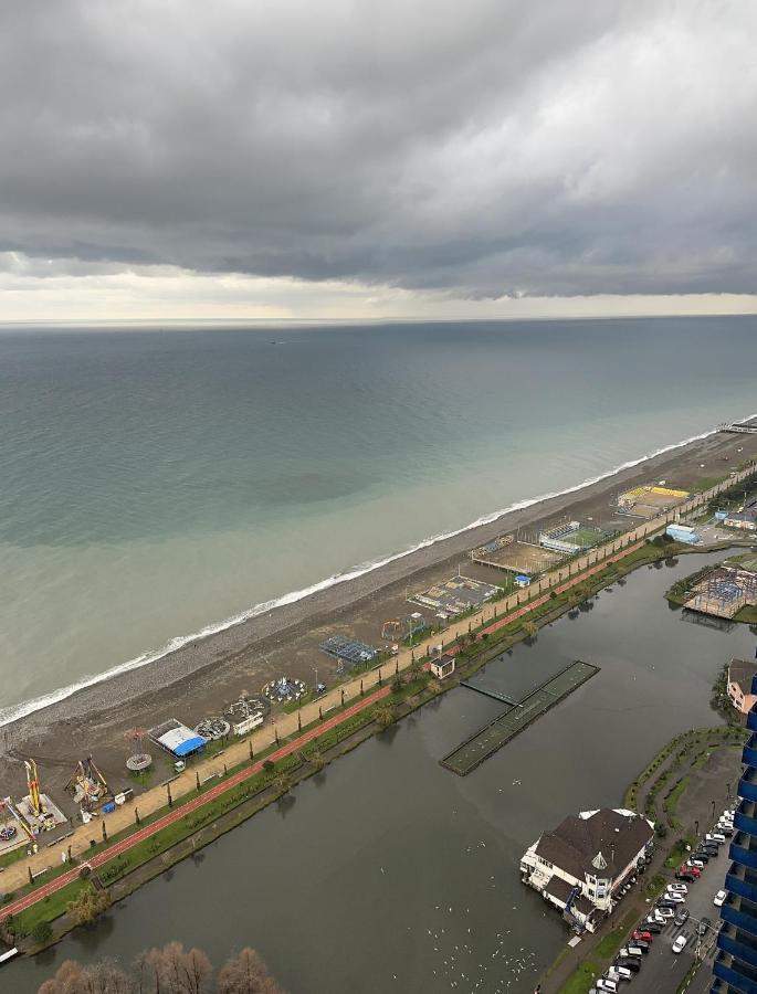 Orbi City In Batumi 巴统 外观 照片